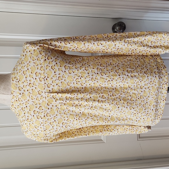 Yellow Rose Long Sleeve Button Down Blouse - Picture 2 of 6